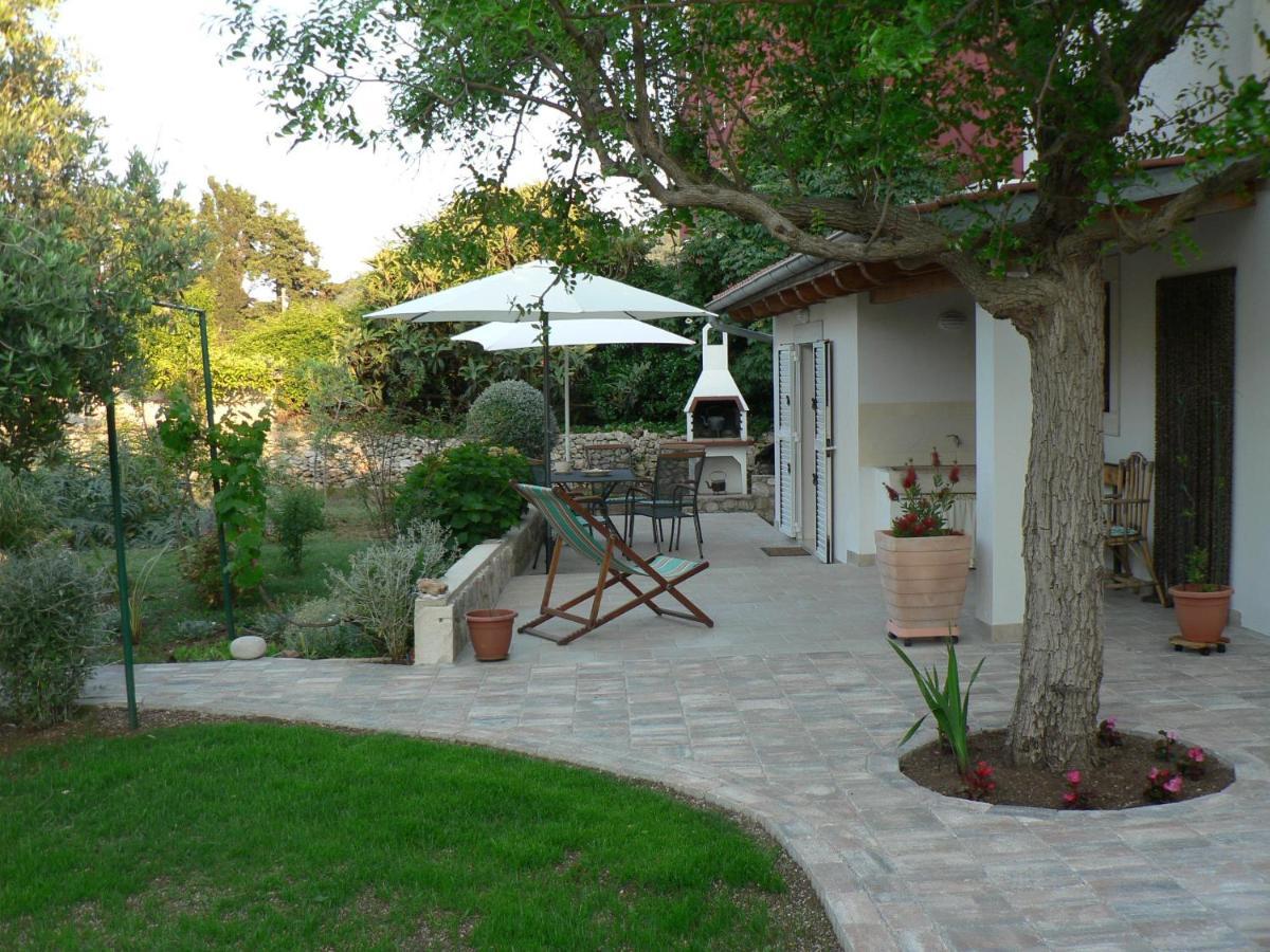 Apartments Gabri Mali Lošinj Exterior foto